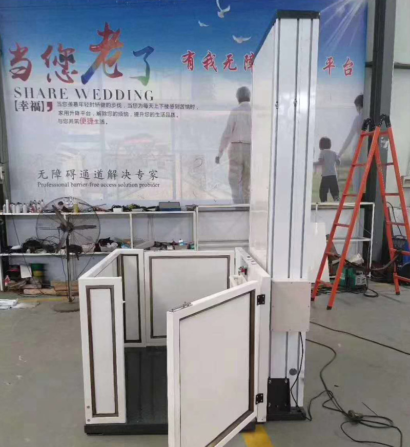 无障碍升降电梯