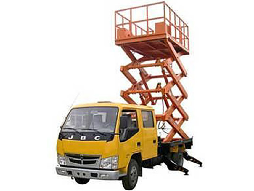 车载式升降机平台